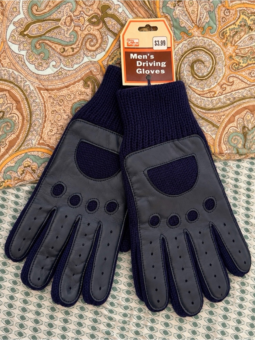 Vintage Gray Drugfair Men’s Driving Gloves Navy Knit Vinyl Palm NOS